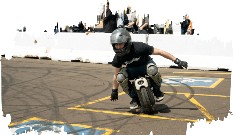 Mid-Race Photo Of The Amped Electric Racing